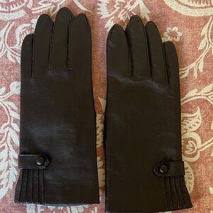 Isotoner Vintage Brown Leather Gloves